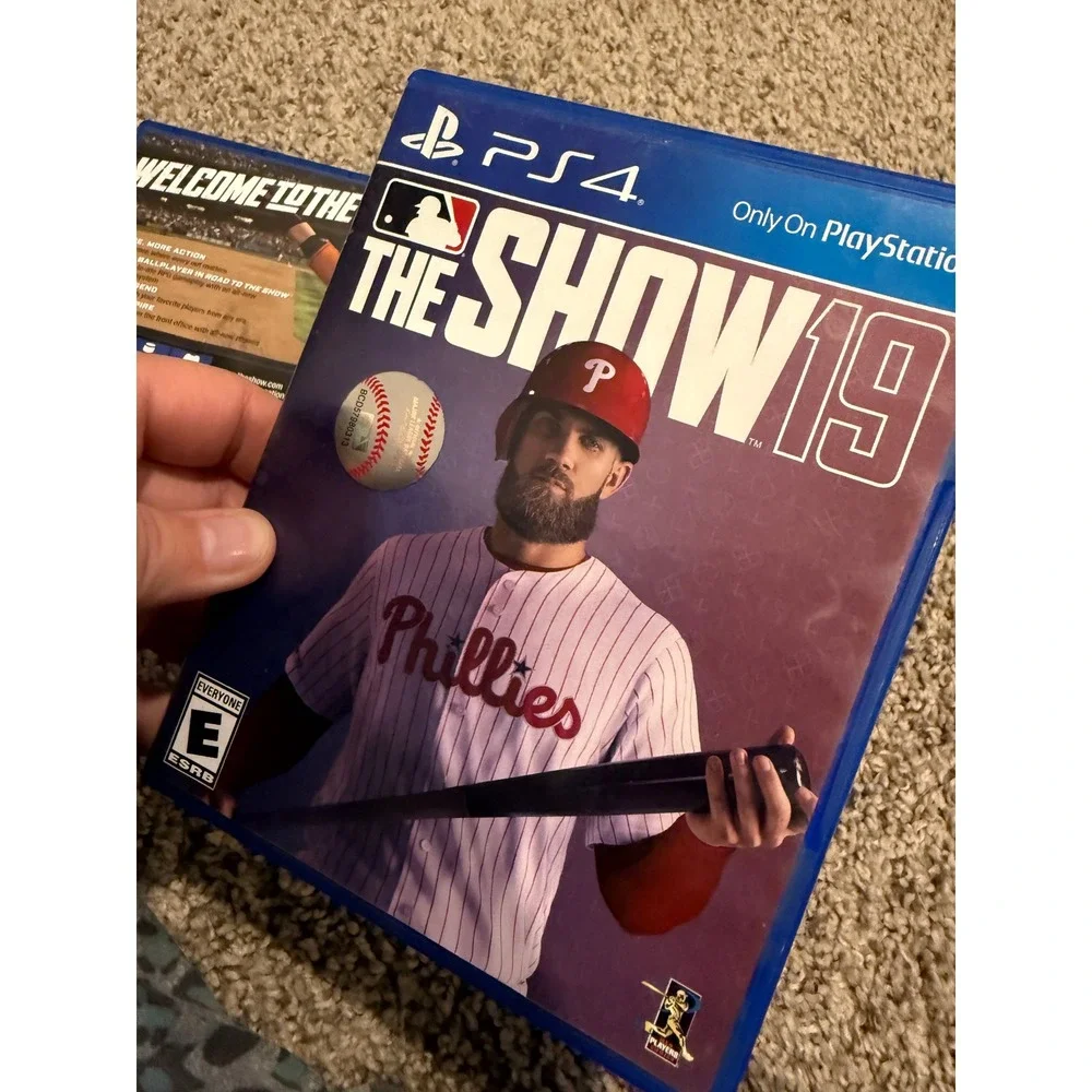 LOT MLB The Show 18 & 19 PlayStation 4 PS4 Baseball Video Game Sony‎
